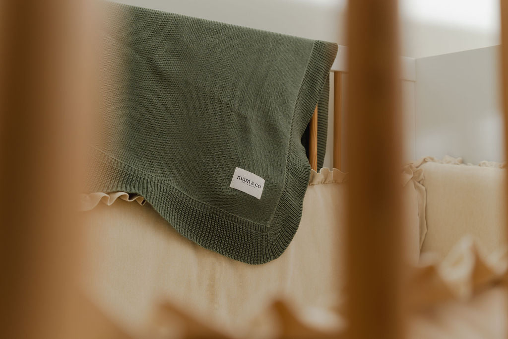 Manta Tejida Verde Musgo